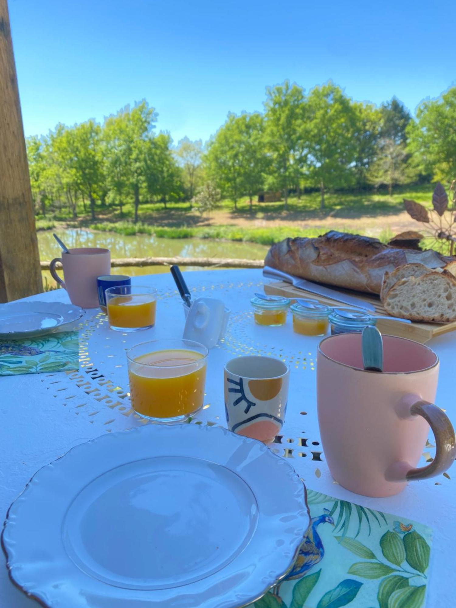 La Bastide Bed & Breakfast Armous-et-Cau Exterior foto
